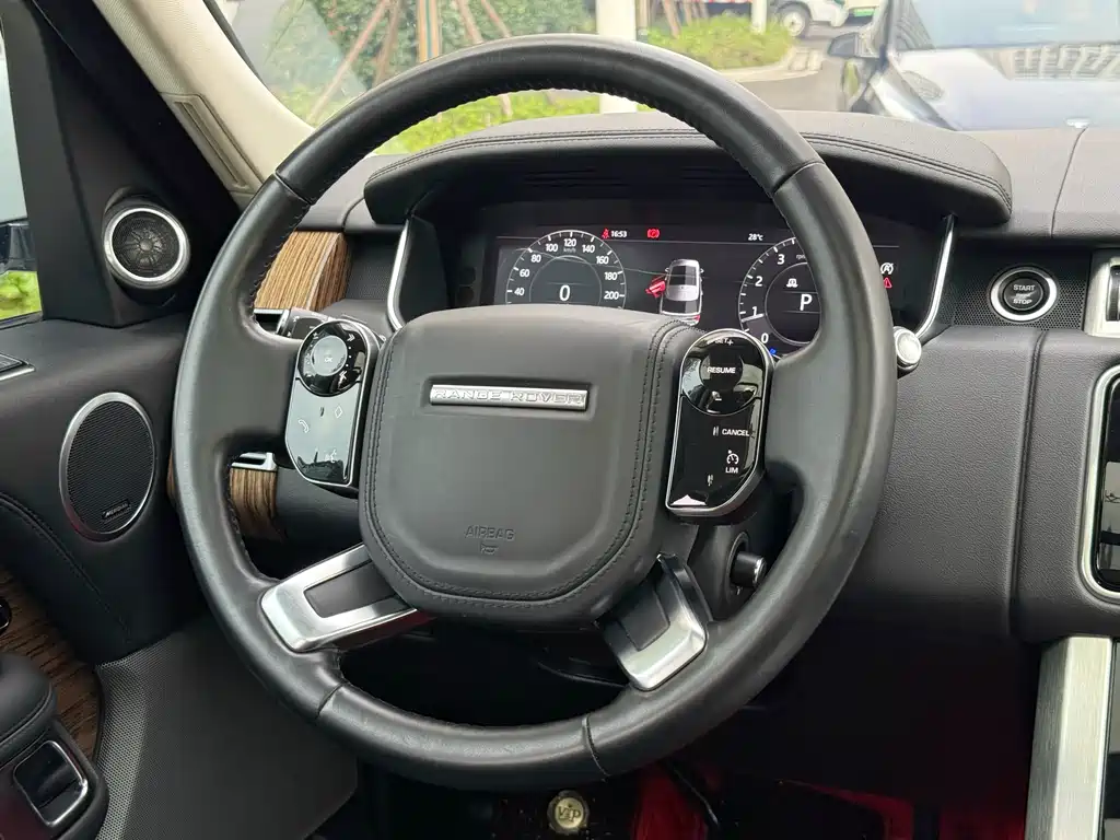 Land Rover Range Rover 2022 3.0 L6 360PS Autobiography 2023 - thumbnail 14