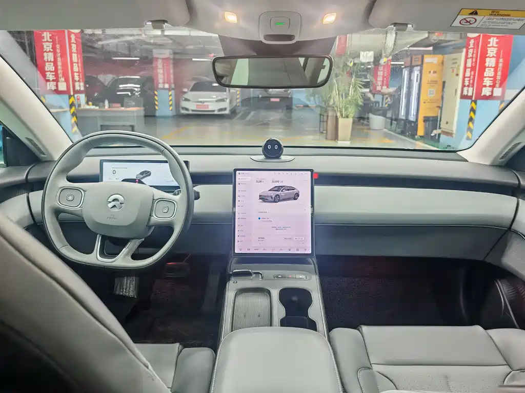 NIO NIO ET5 2022 75kWh 2023 - thumbnail 13