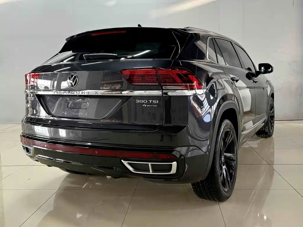 Volkswagen Teramont 2021 Teramont X 380TSI 4Motion Flagship Premium Edition 2022 - thumbnail 4