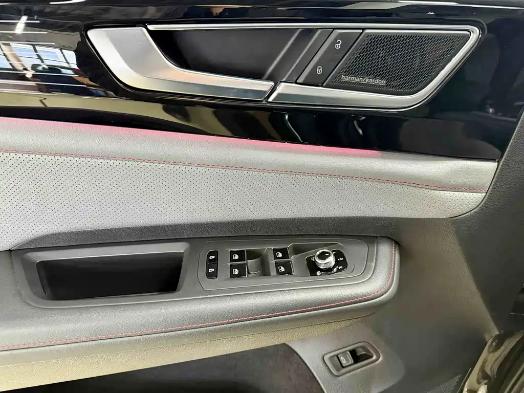 Volkswagen Teramont 2021 Teramont X 380TSI 4Motion Flagship Premium Edition 2022 - thumbnail 18