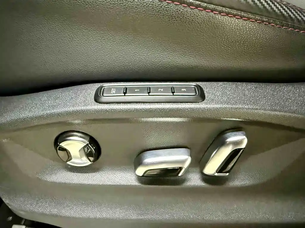 Volkswagen Teramont 2021 Teramont X 380TSI 4Motion Flagship Premium Edition 2022 - thumbnail 19