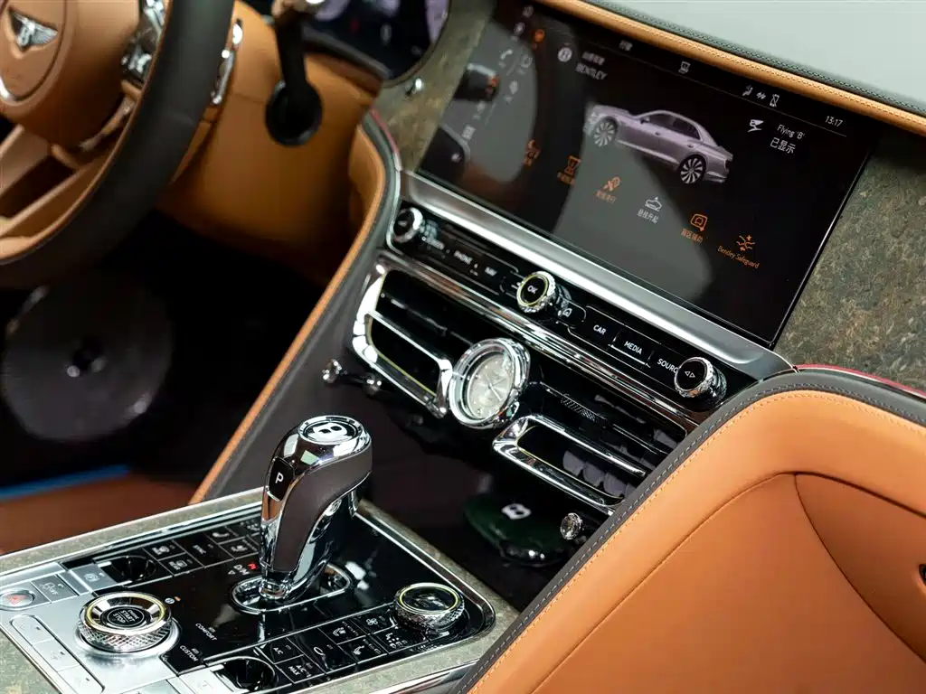 Bentley Bentley Flying Spur 2024 4.0T V8 Mulliner 2025 - thumbnail 25