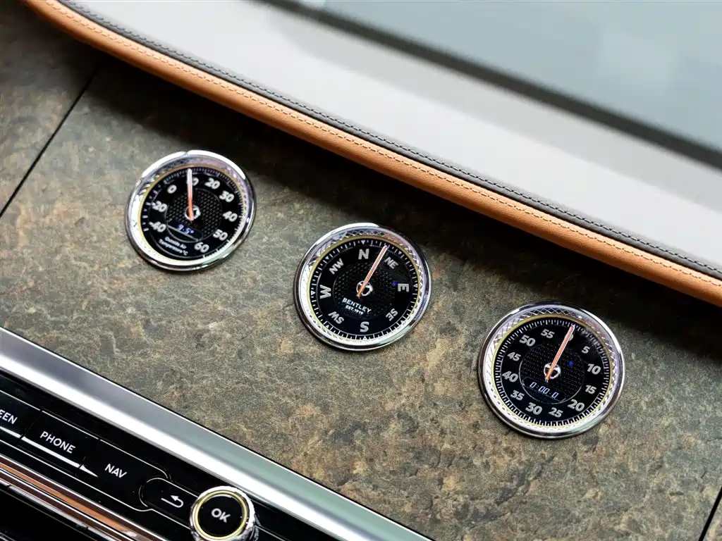 Bentley Bentley Flying Spur 2024 4.0T V8 Mulliner 2025 - thumbnail 27