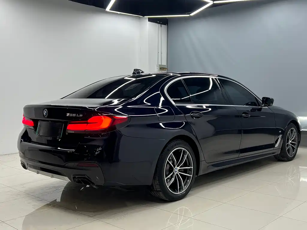 BMW BMW 5 Series Hybrid 2021 Model 535Le Pioneer Edition M Sport Package 2021 - thumbnail 20