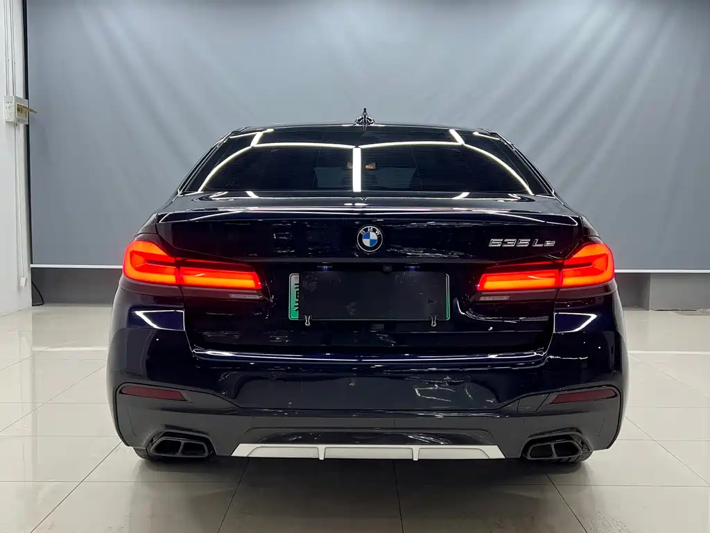 BMW BMW 5 Series Hybrid 2021 Model 535Le Pioneer Edition M Sport Package 2021 - thumbnail 21