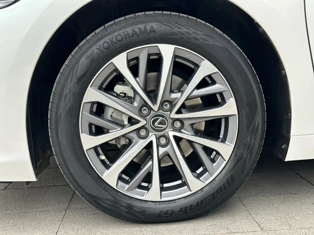 Lexus Lexus ES 2022 200 Excellent Edition 2023 - thumbnail 11