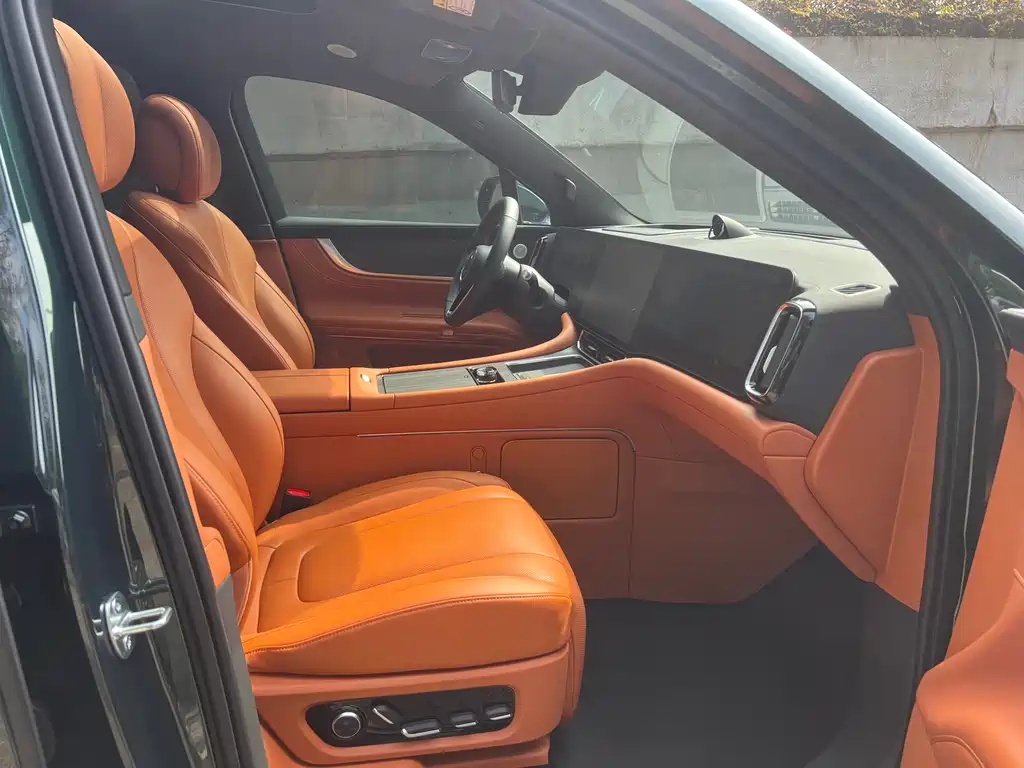 AITO M9 Aito M9 2024 Extended Range Ultra 42kWh 6-seater 2024 - thumbnail 27