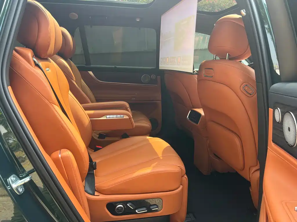 AITO M9 Aito M9 2024 Extended Range Ultra 42kWh 6-seater 2024 - thumbnail 28