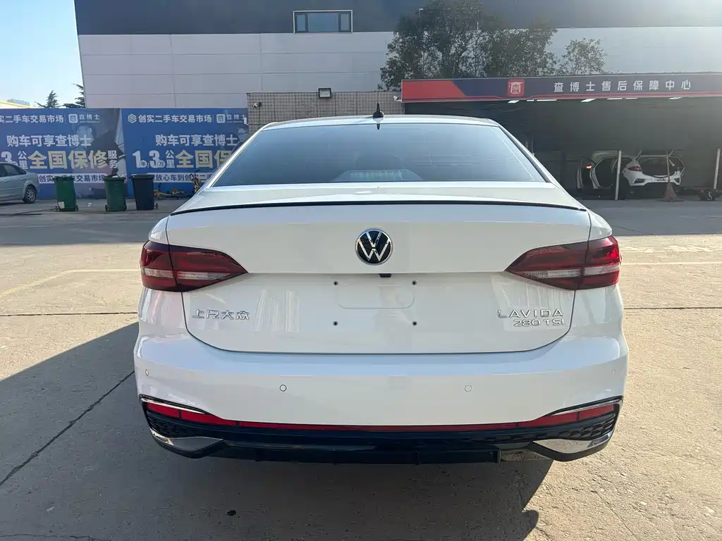 Volkswagen Lavida 2023 280TSI DSG Starry Sky Full Version 2022 - thumbnail 12