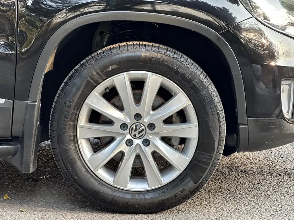 Volkswagen Volkswagen Tiguan 2015 1.8 TSI Automatic 2WD Luxury Edition 2015 - thumbnail 20