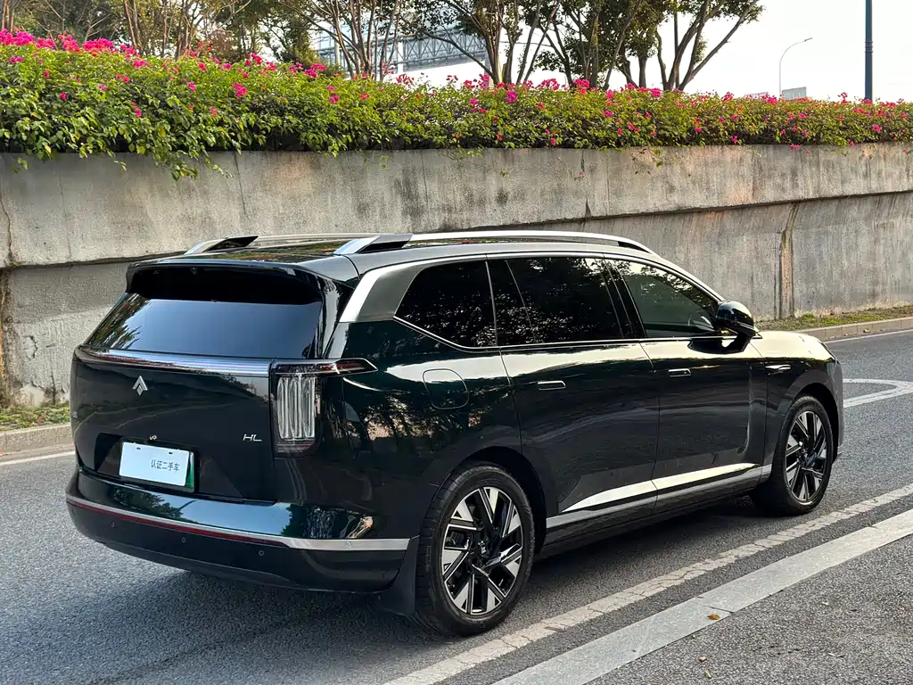 GAC Hyper Hyper HL 2025 Facelift 350 Max Six-Seat LiDAR Edition 2025 - thumbnail 27