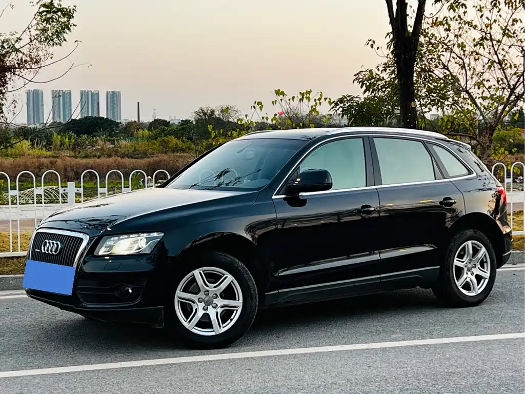 Audi Audi Q5 2012 2.0TFSI Technology Edition 2012