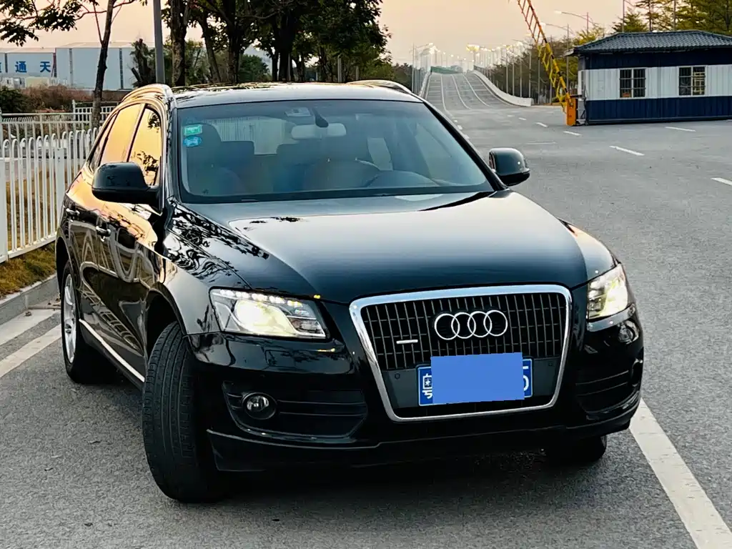 Audi Audi Q5 2012 2.0TFSI Technology Edition 2012 - thumbnail 3