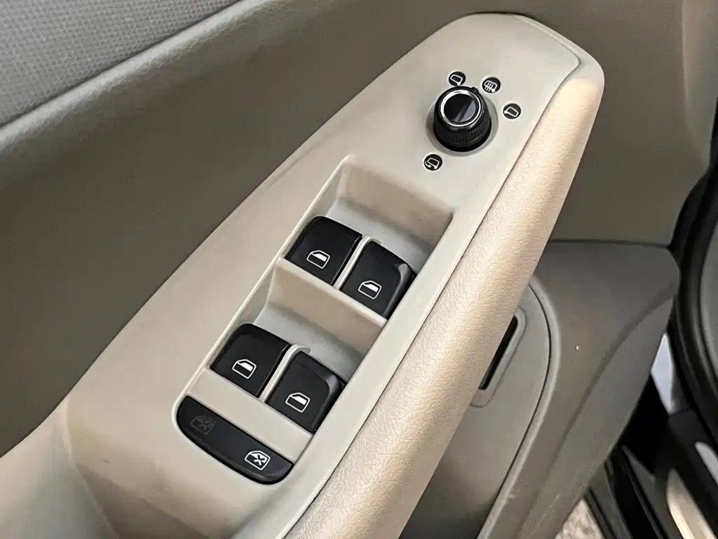 Audi Audi Q5 2012 2.0TFSI Technology Edition 2012 - thumbnail 14