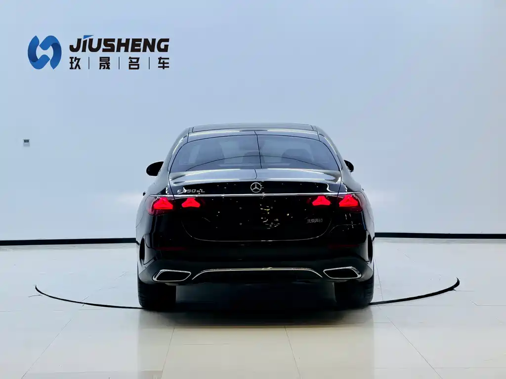 Mercedes-Benz Mercedes-Benz E-Class 2024 E 350 e L Plug-in Hybrid Sedan 2025 - thumbnail 14