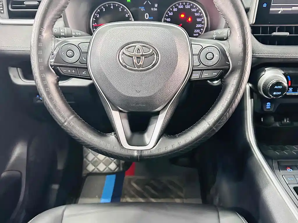 Toyota Venza 2022 2.0L CVT AWD Luxury Plus Edition 2022 - thumbnail 12