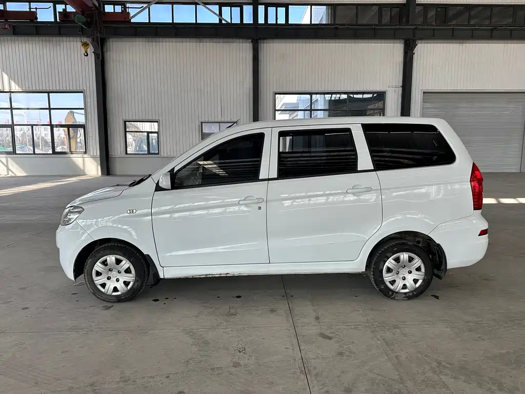 Dongfeng Fengguang DFSK Glory 330 2014 1.5L Manual Comfort DK15-02 2017 - thumbnail 8