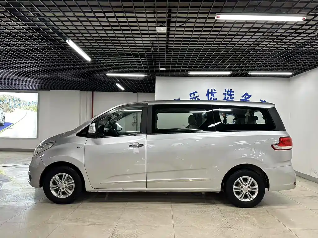Maxus MAXUS G10 2018 PLUS 2.0T Automatic Smart Enjoyment Edition 2018 - thumbnail 8