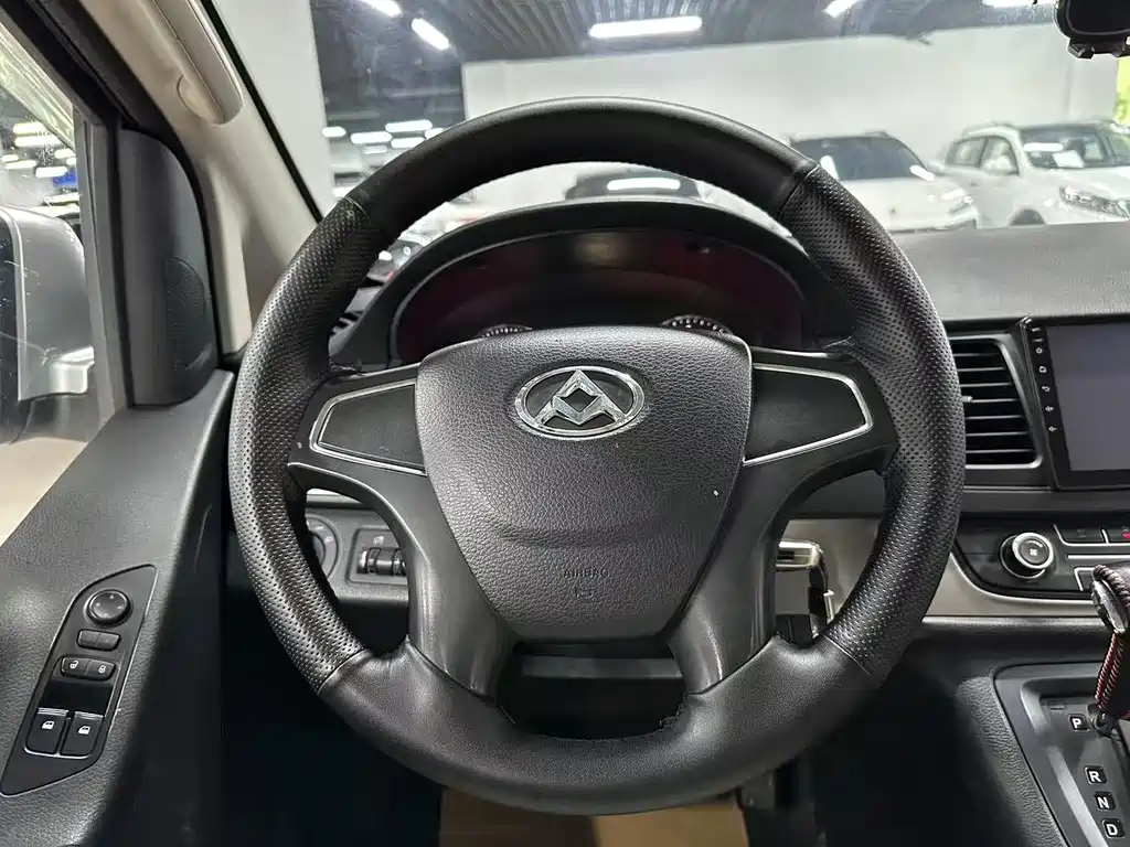 Maxus MAXUS G10 2018 PLUS 2.0T Automatic Smart Enjoyment Edition 2018 - thumbnail 10