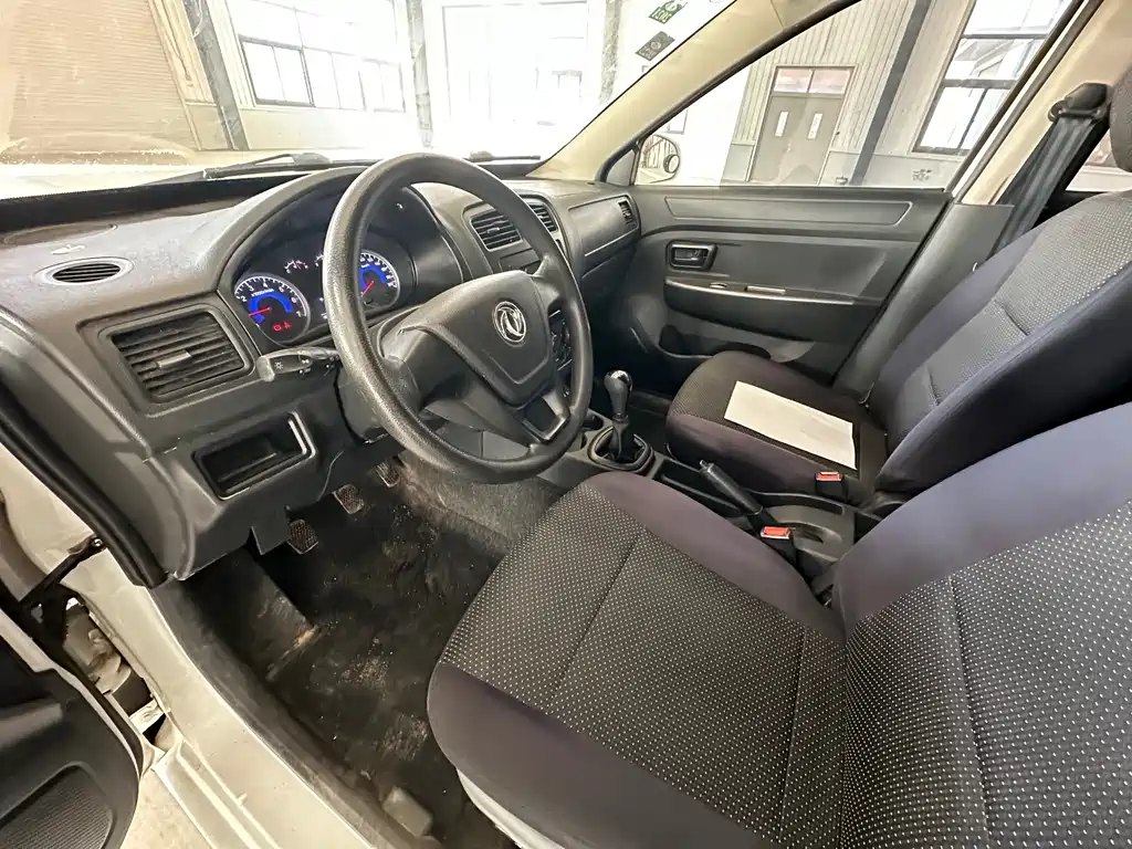 Dongfeng Fengguang DFSK Glory 330 2014 1.5L Manual Comfort DK15-02 2017 - thumbnail 14