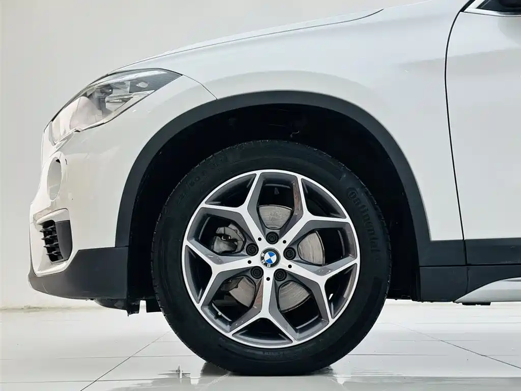 BMW BMW X1 2019 sDrive18Li Premium Model 2019 - thumbnail 9