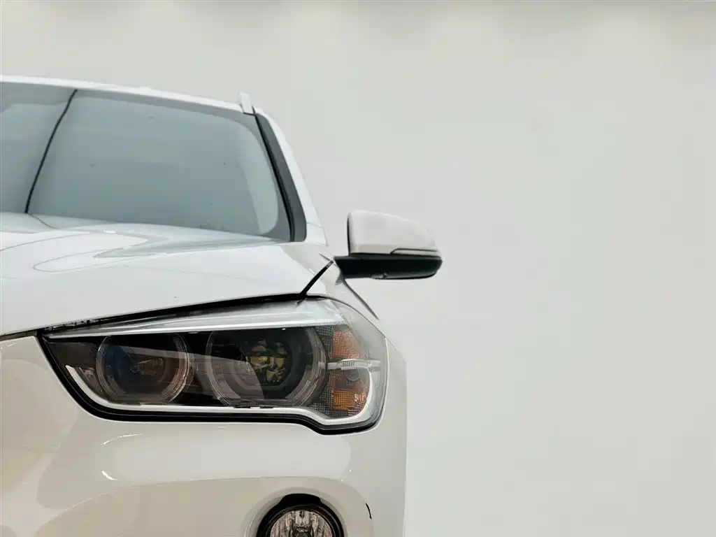 BMW BMW X1 2019 sDrive18Li Premium Model 2019 - thumbnail 10