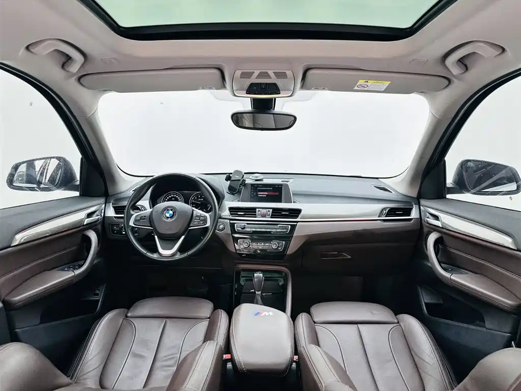 BMW BMW X1 2019 sDrive18Li Premium Model 2019 - thumbnail 15