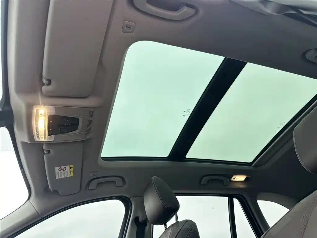 BMW BMW X1 2019 sDrive18Li Premium Model 2019 - thumbnail 23