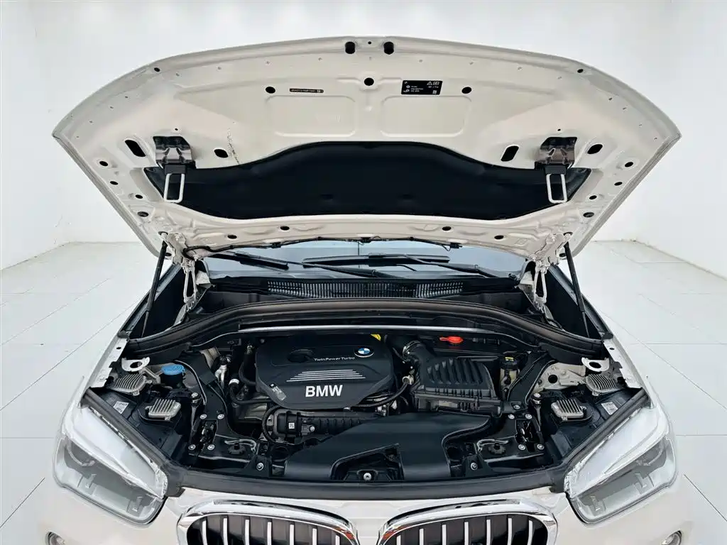 BMW BMW X1 2019 sDrive18Li Premium Model 2019 - thumbnail 25