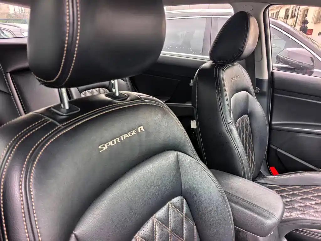 Kia Sportage 2016 2.0L Automatic 2WD GL 2017 - thumbnail 11