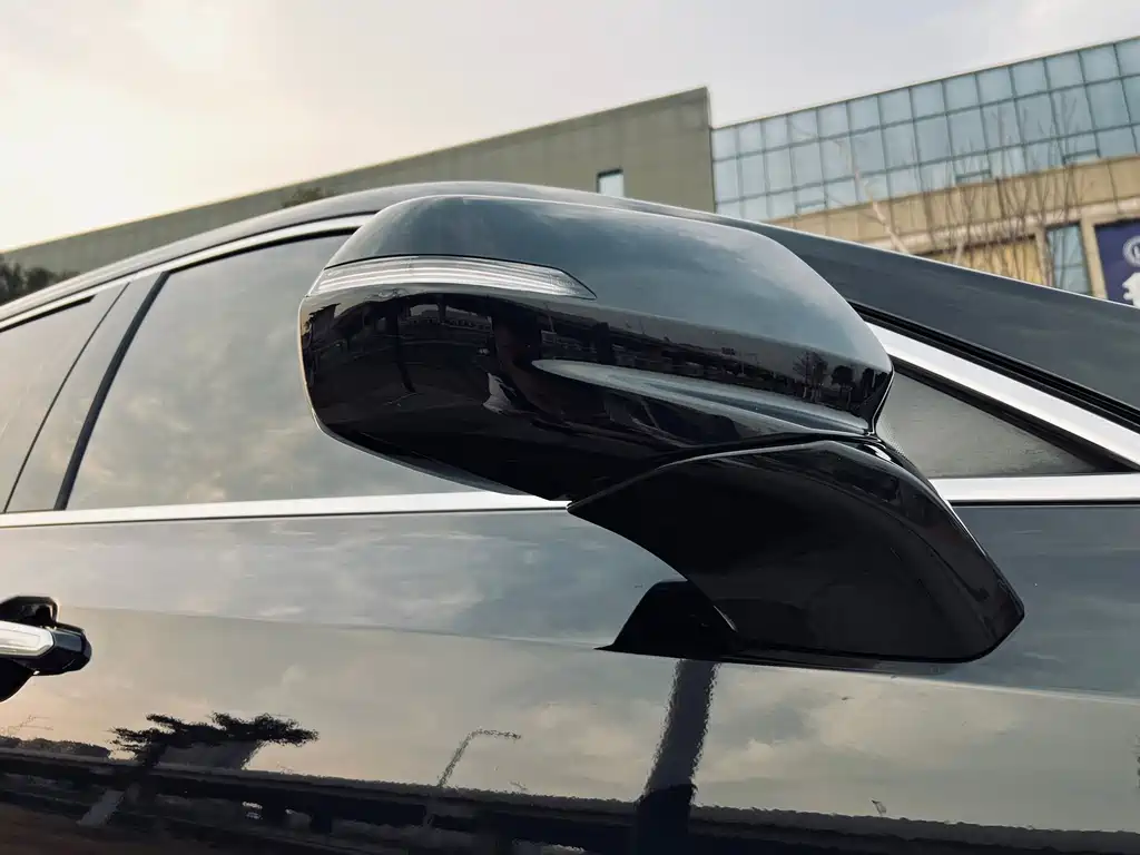 Cadillac Cadillac XT4 2020 28T FWD Luxury 2020 - thumbnail 6