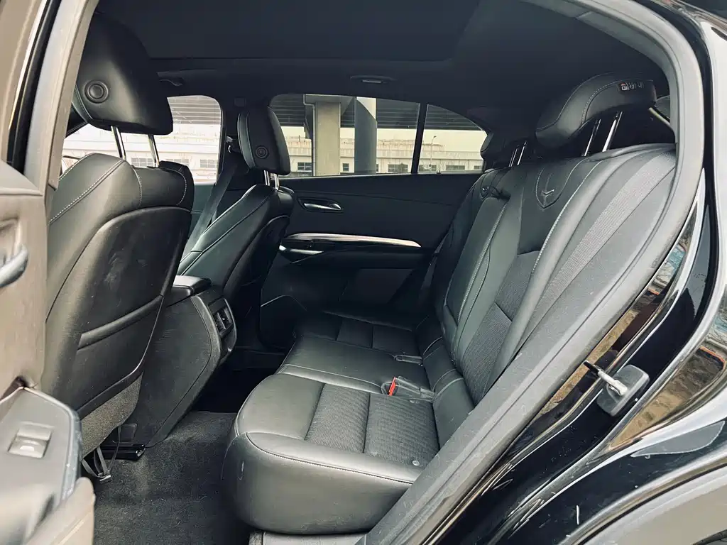 Cadillac Cadillac XT4 2020 28T FWD Luxury 2020 - thumbnail 13