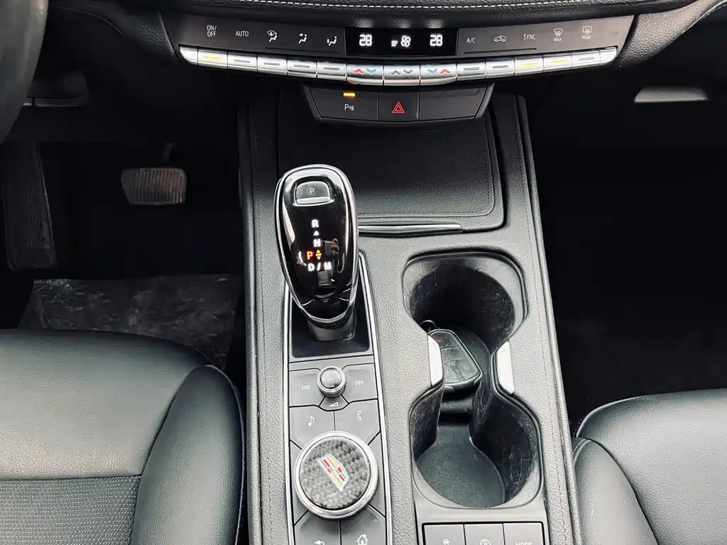 Cadillac Cadillac XT4 2020 28T FWD Luxury 2020 - thumbnail 17
