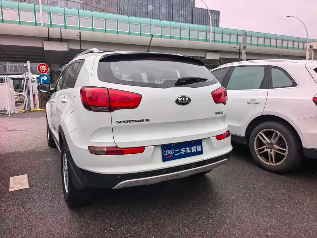 Kia Sportage 2016 2.0L Automatic 2WD GL 2017 - thumbnail 28