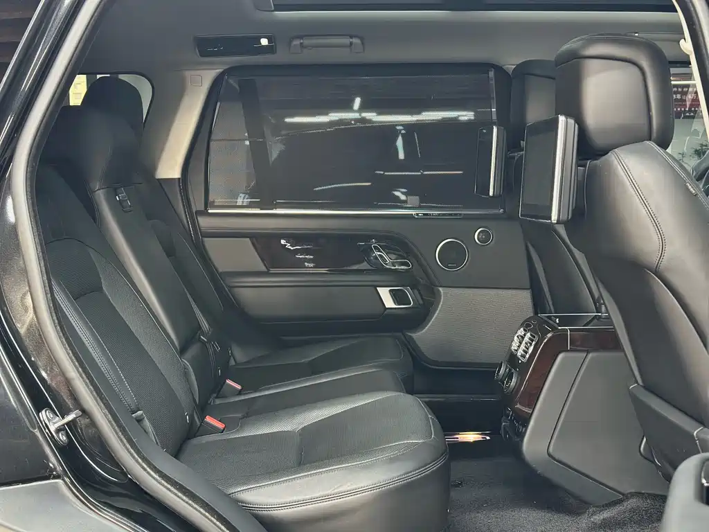 Land Rover Range Rover 2021 3.0 L6 Autobiography Long Wheelbase Classic Edition 2021 - thumbnail 8