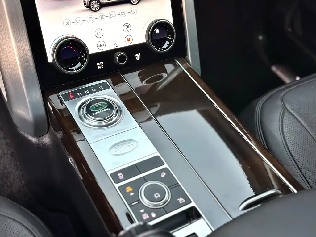 Land Rover Range Rover 2021 3.0 L6 Autobiography Long Wheelbase Classic Edition 2021 - thumbnail 19