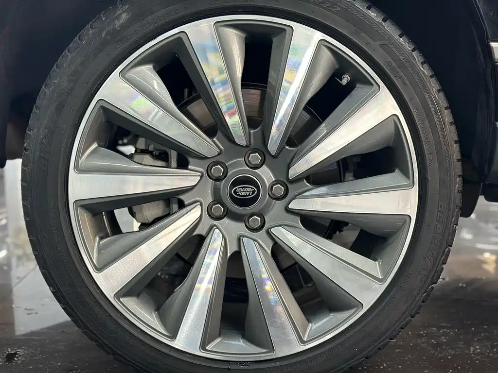 Land Rover Range Rover 2021 3.0 L6 Autobiography Long Wheelbase Classic Edition 2021 - thumbnail 27