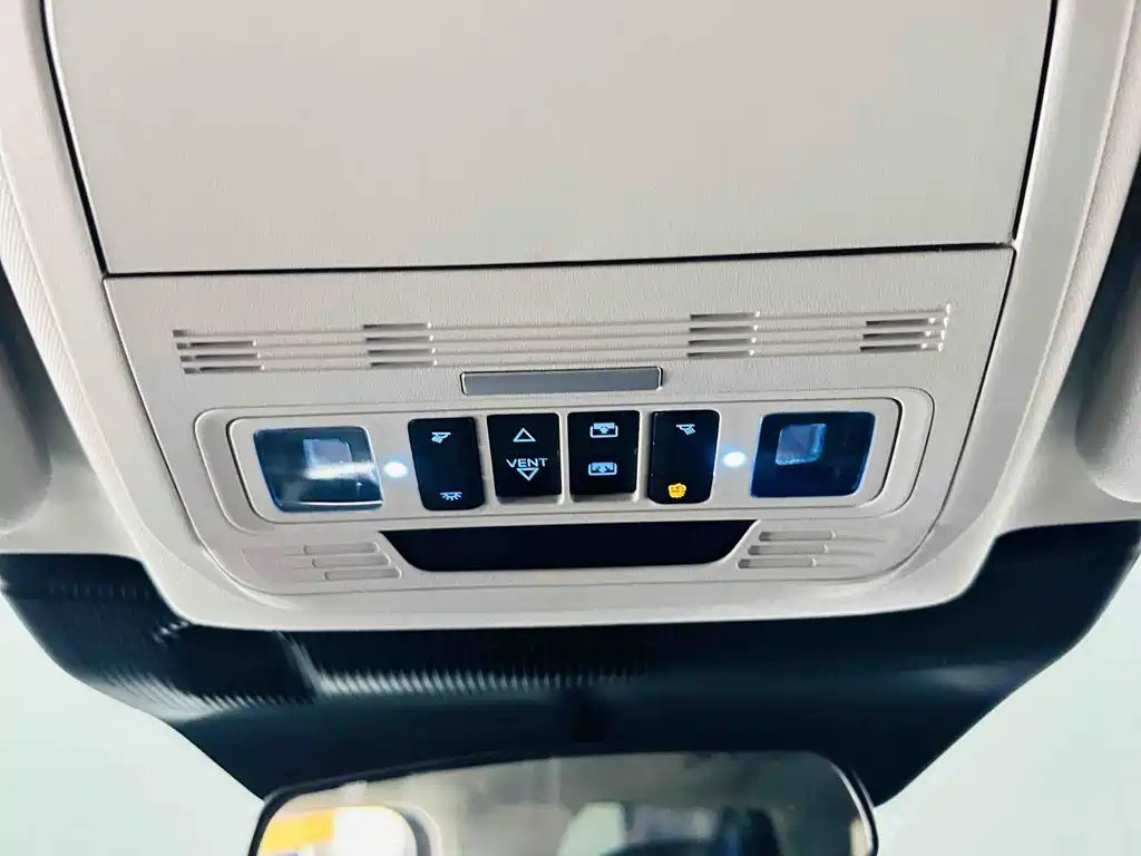 Ford Ford Explorer 2025 2.3T EcoBoost AWD Adventure Edition 5-Seat 2025 - thumbnail 18