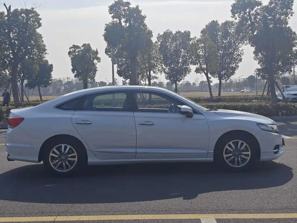 Honda Honda Inspire 2017 2.0L Classic Edition 2018 - thumbnail 3