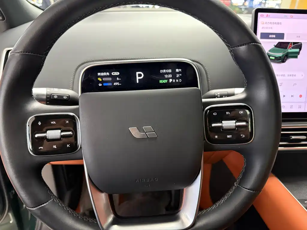 Li Auto Li L8 2023 Pro 2023 - thumbnail 6
