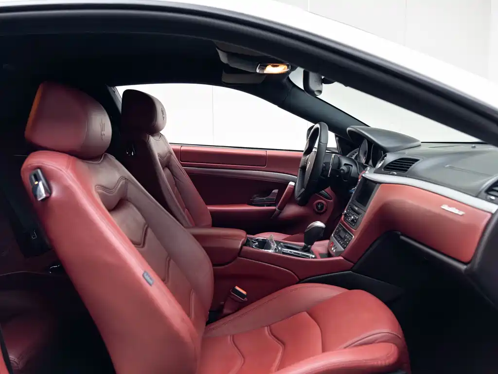 Maserati Maserati GranTurismo 2007 4.2L Standard Edition 2026 - thumbnail 13