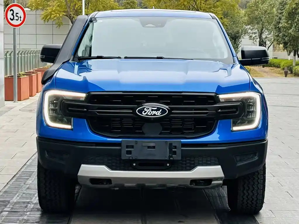 Ford Yukon Ranger 2023 Track Four-Wheel Drive Automatic Off-Road Version Diesel  Wait, I need to correct this - "游骑侠" is not Yukon. Based on the Chinese name "游骑侠Ranger", this appears to be referring to the Ford Ranger.  Ford Ranger 2023 Track Four-Wheel Drive Automatic Off-Road Version Diesel 2026 - thumbnail 2