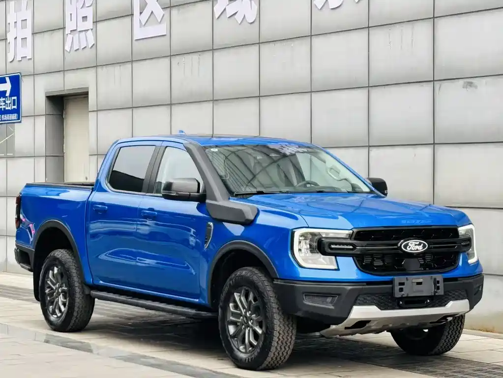 Ford Yukon Ranger 2023 Track Four-Wheel Drive Automatic Off-Road Version Diesel  Wait, I need to correct this - "游骑侠" is not Yukon. Based on the Chinese name "游骑侠Ranger", this appears to be referring to the Ford Ranger.  Ford Ranger 2023 Track Four-Wheel Drive Automatic Off-Road Version Diesel 2026 - thumbnail 4