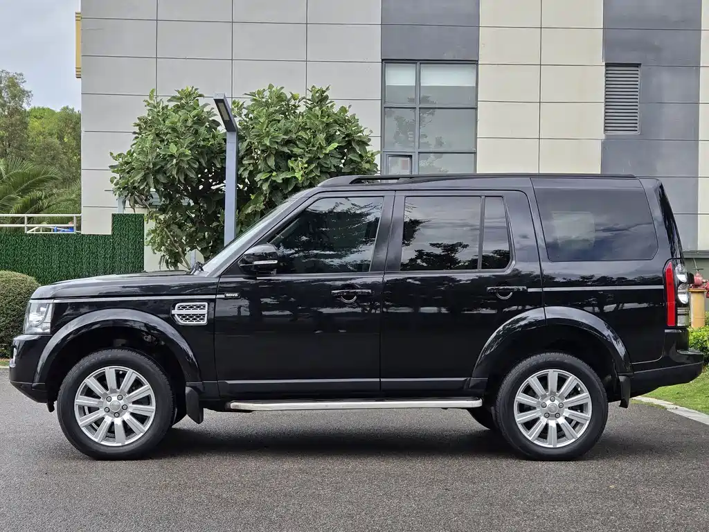 Land Rover Discovery 2015 3.0 SDV6 HSE Diesel 2015 - thumbnail 4