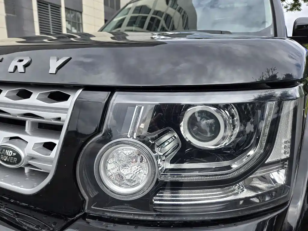 Land Rover Discovery 2015 3.0 SDV6 HSE Diesel 2015 - thumbnail 6