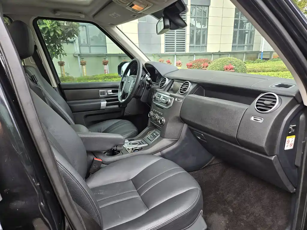 Land Rover Discovery 2015 3.0 SDV6 HSE Diesel 2015 - thumbnail 12