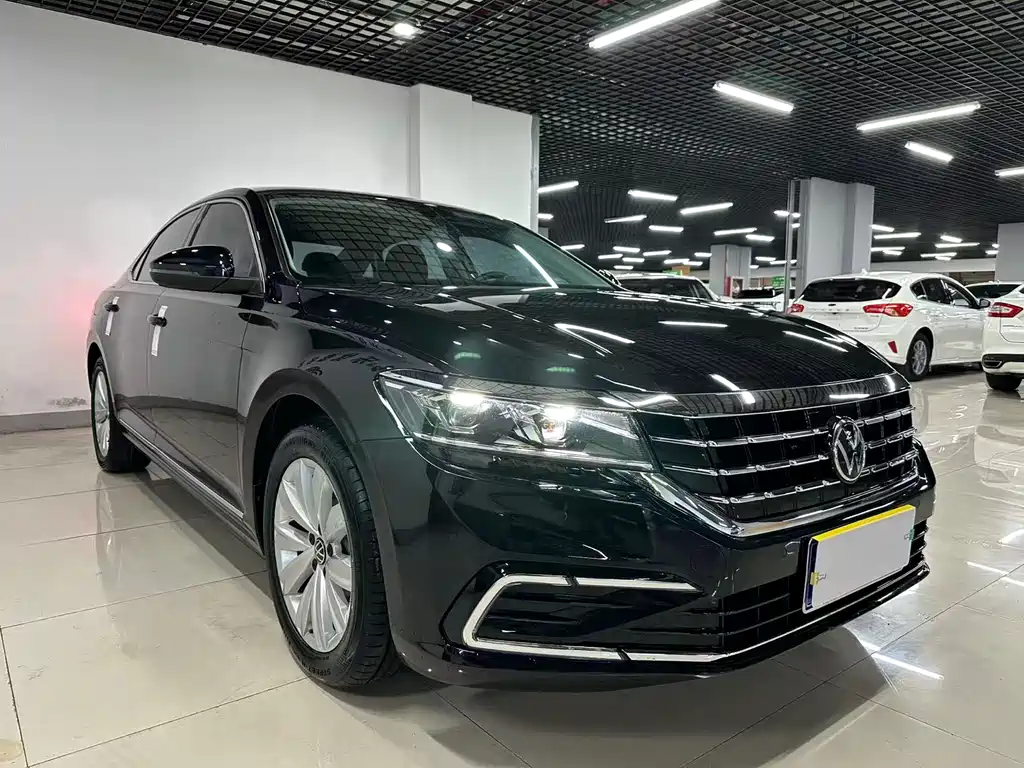 Volkswagen Volkswagen Passat 2021 330TSI Elite Edition 2021 - thumbnail 3