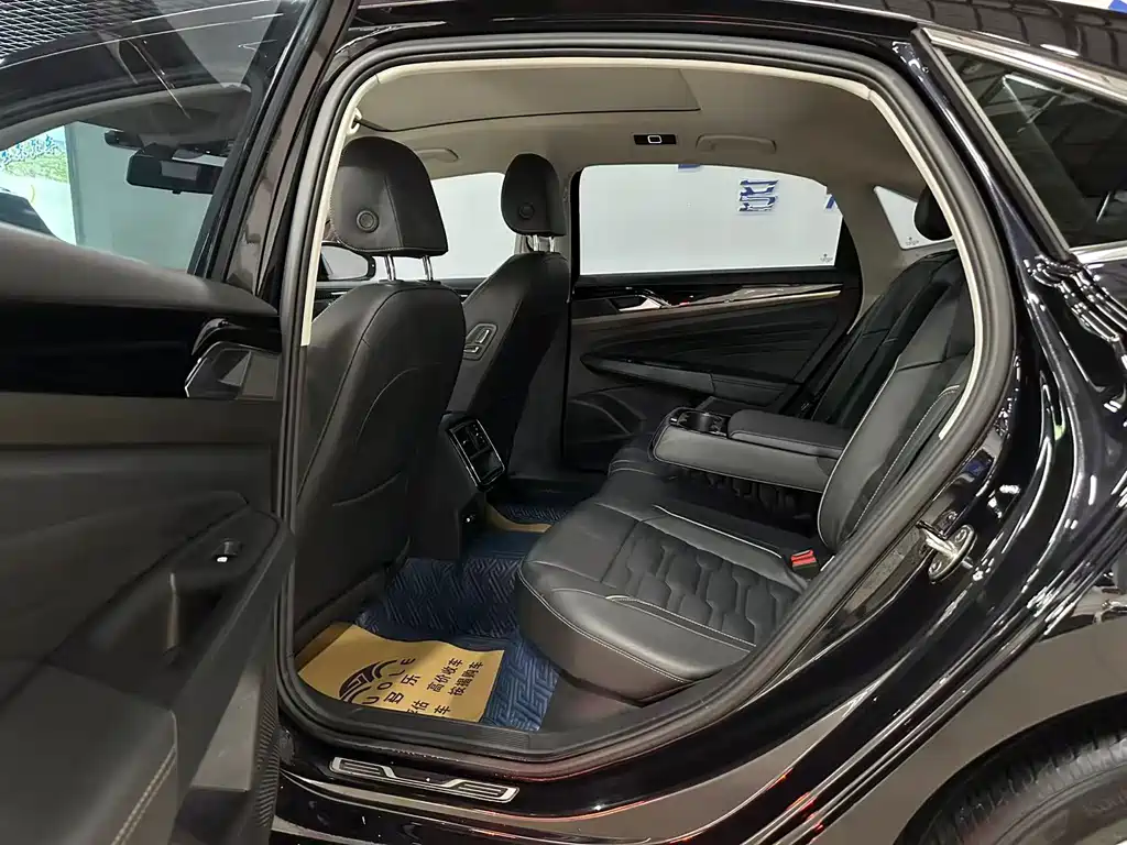 Volkswagen Volkswagen Passat 2021 330TSI Elite Edition 2021 - thumbnail 5
