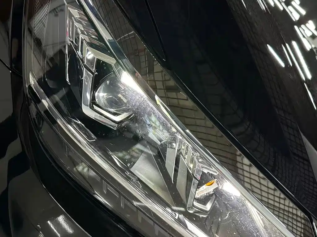 Volkswagen Volkswagen Passat 2021 330TSI Elite Edition 2021 - thumbnail 15