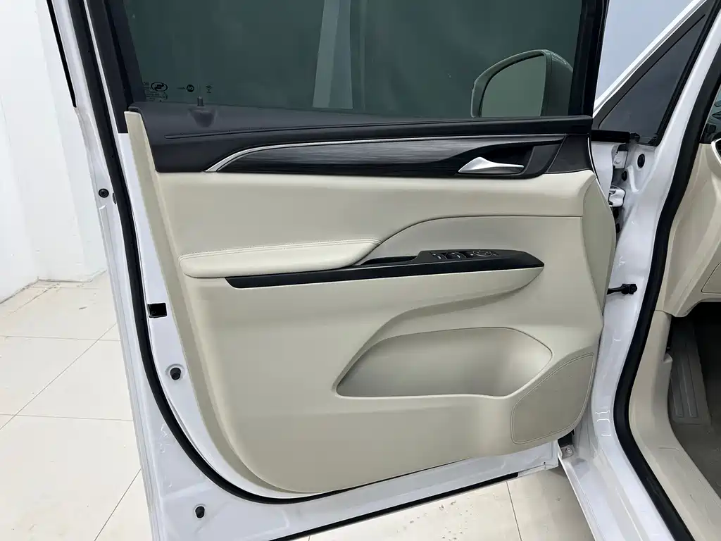 Buick Buick GL8 2023 ES Landmark Comfort Edition 2024 - thumbnail 5